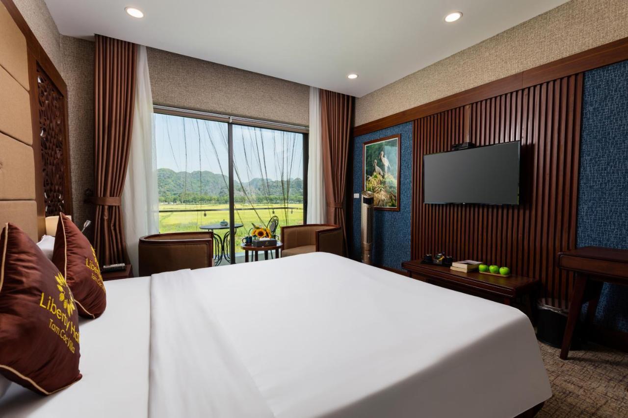 Liberty Hall Tam Coc Hotel & Villa Нин Бин Екстериор снимка