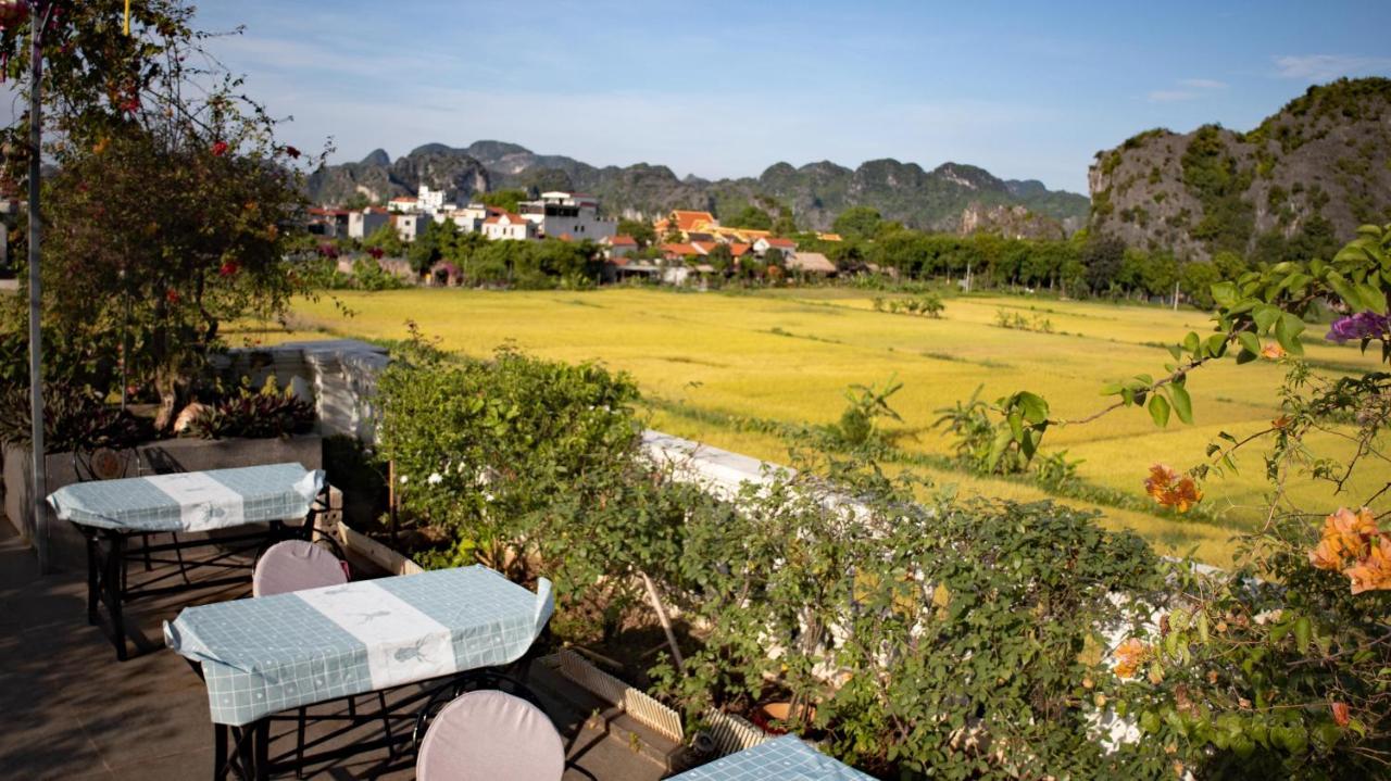 Liberty Hall Tam Coc Hotel & Villa Нин Бин Екстериор снимка